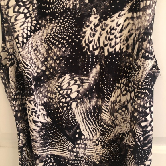 H&M Top - Picture 2 of 5